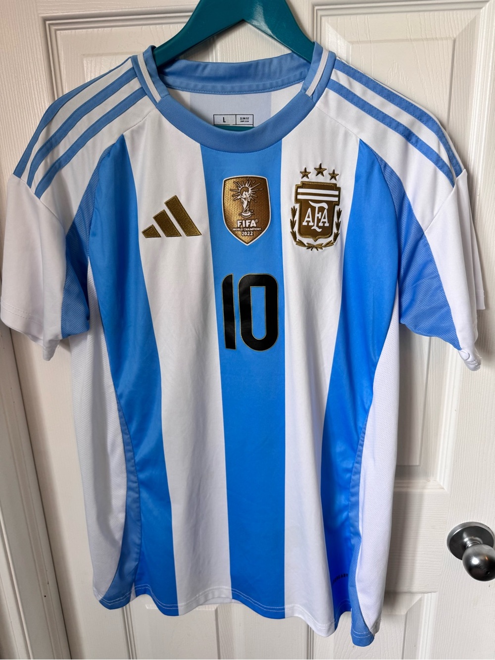 Mens Adidas Argentina 2022 Home Soccer Kit Jersey Size Large Slim Fit Messi